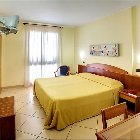 Ristorante Lo Scacciapensieri 4*