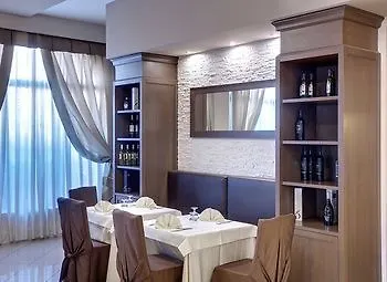 Ristorante Lo Scacciapensieri 4*